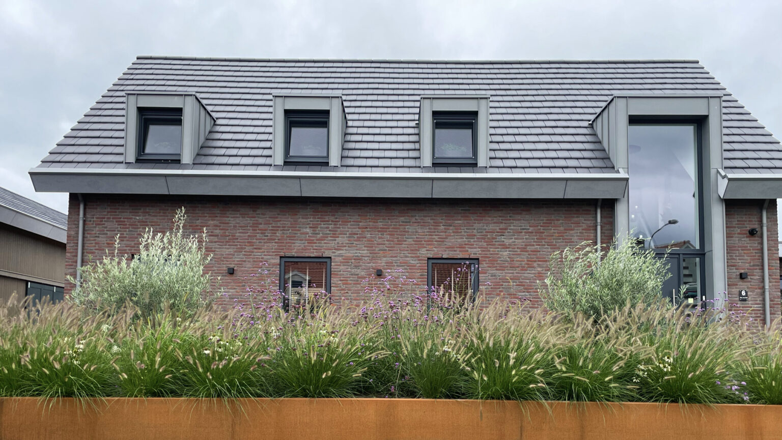 bouwtekening maken, bouwtekening, verbouwing woning, bouwtekening aanbouw woning, bouwtekening nieuwbouw woning, bouwtekening nieuwbouw huis, koen de leeuw, bouwontwerp, bouwkundige tekening, architect rossum, architect maasdriel, architect alem, architect kerkdriel, bouwkundig aannemer, aannemer voor verbouwing, aannemer voor bouw woning, aannemer voor nieuwbouw huis, woning bouwen, huis bouwen, vergunning aanvragen, bouwvergunning aanvragen, droomhuis ontwerp bouwen, advies voor bouw woonhuis, advies voor verbouwing woning, advies voor nieuwbouw woning, bouw en ontwerp, ontwerp en bouw woning, villabouw, bouw villa, ontwerp villa, woning verduurzamen, woonhuis verduurzamen, woning na-isoleren, isoleren woning, isoleren huis, na-isoleren huis